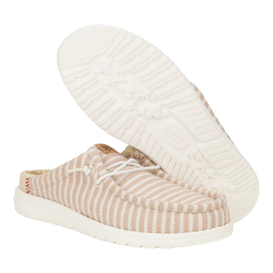 Hey Dudes Wally Slip Resort | Tan/White