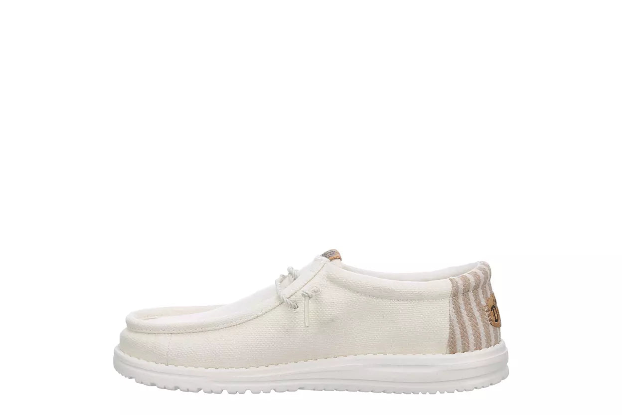 Hey Dudes Wally Resort | Multiple Colors